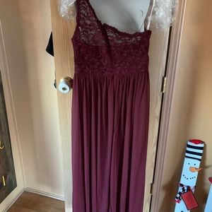 David’s bridal long wine (maroon) bridesmaid dress